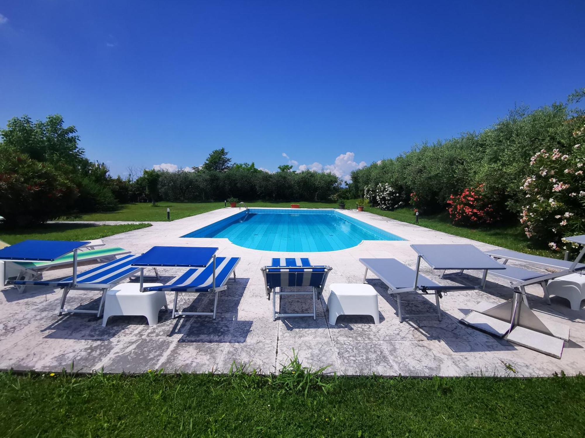 Casa Ghirlanda Con Piscina E Campo Da Tennis Lazise Exteriér fotografie
